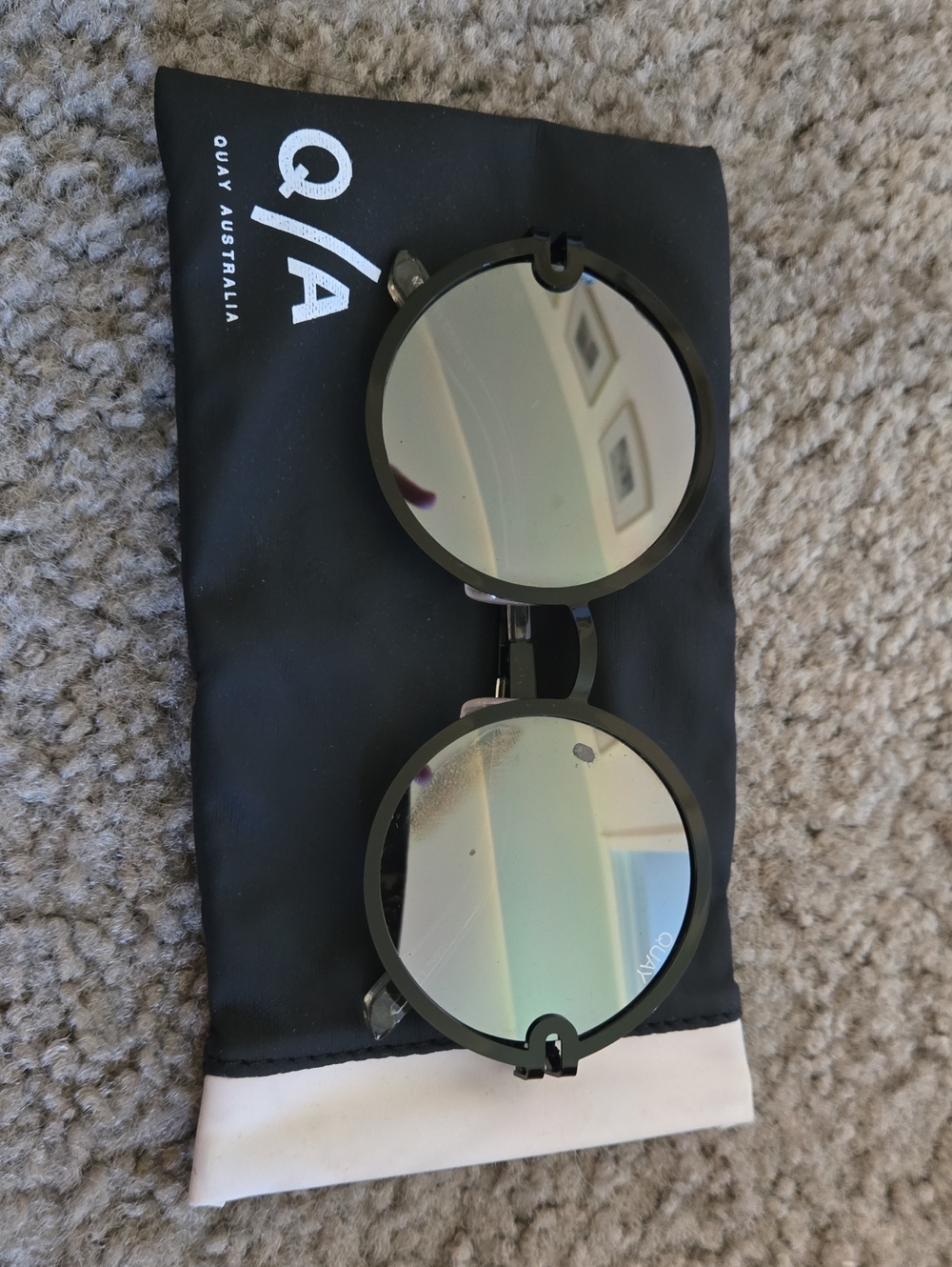 Quay Australia Black Round Sunglasses with Mirrored Green Lenses